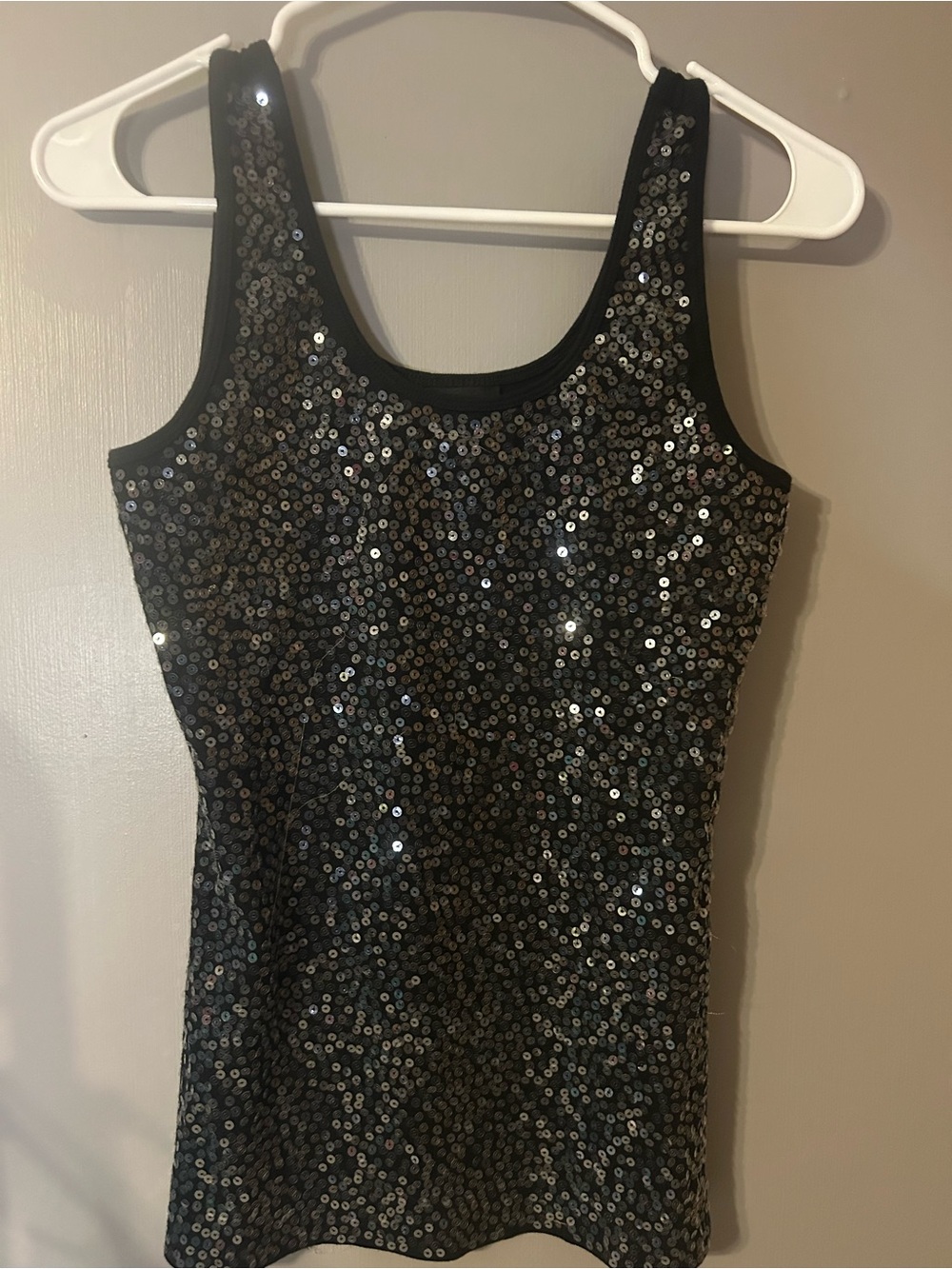 Rue 21 Black sequin Tank Top women’s Large Party Holiday Club Glam
